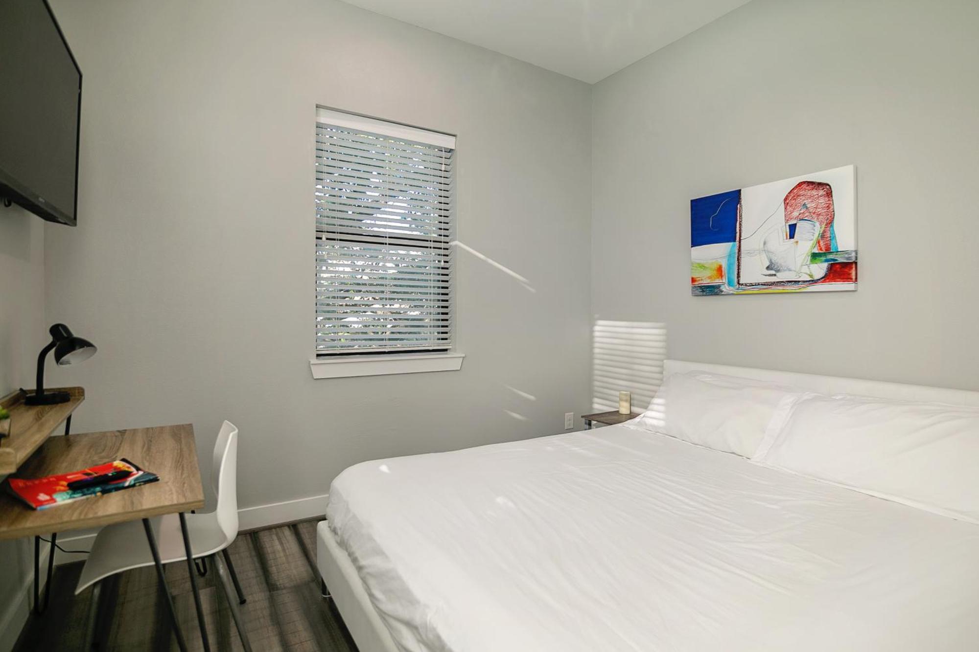 Montrose Guesthouse Suites By Dunyha هيوستن المظهر الخارجي الصورة
