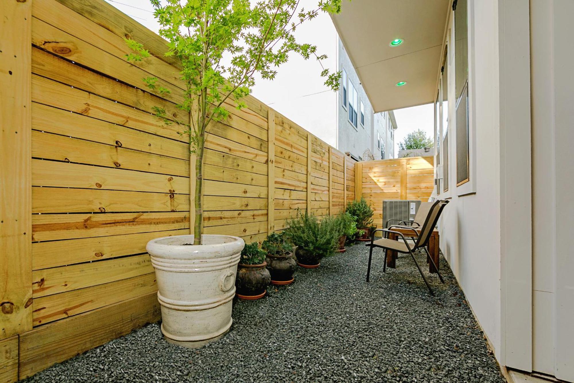 Montrose Guesthouse Suites By Dunyha هيوستن المظهر الخارجي الصورة